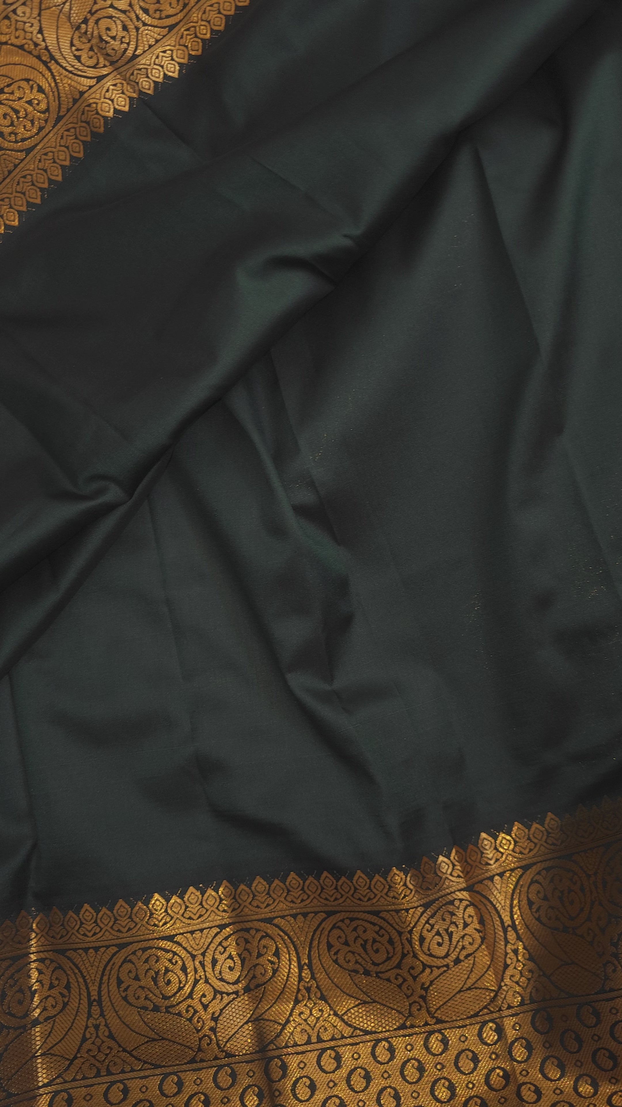Golden Emerald Semi Silk
