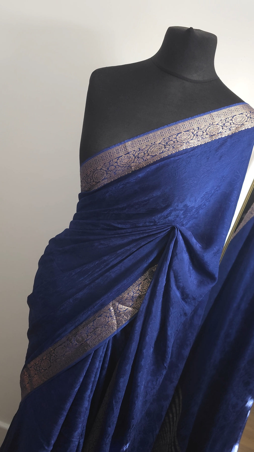 Sapphire Glow Soft Chinon