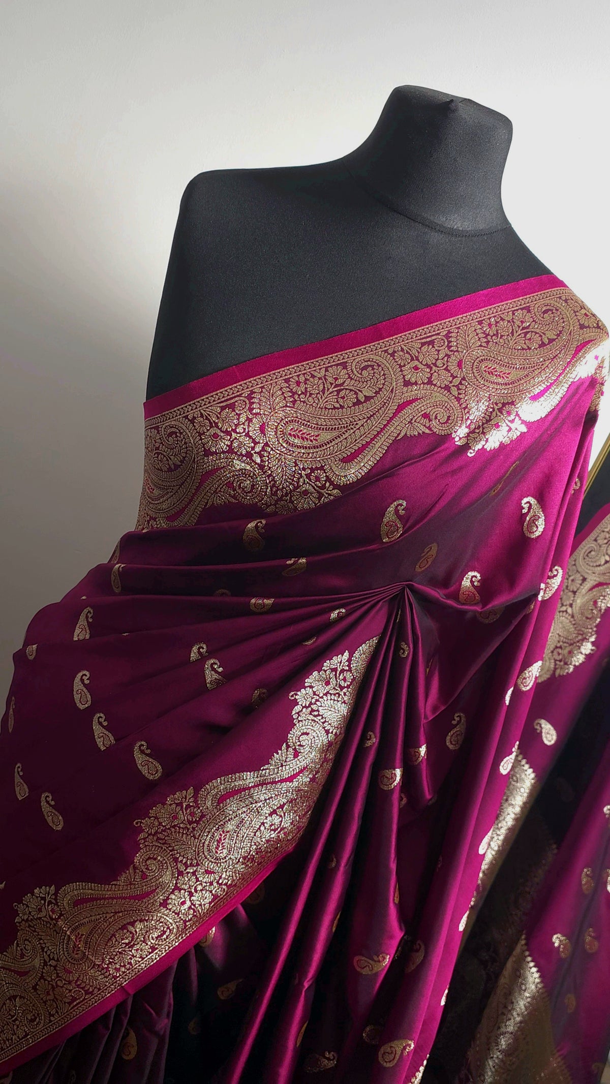 Regal Wine Bloom – Banarasi Saree