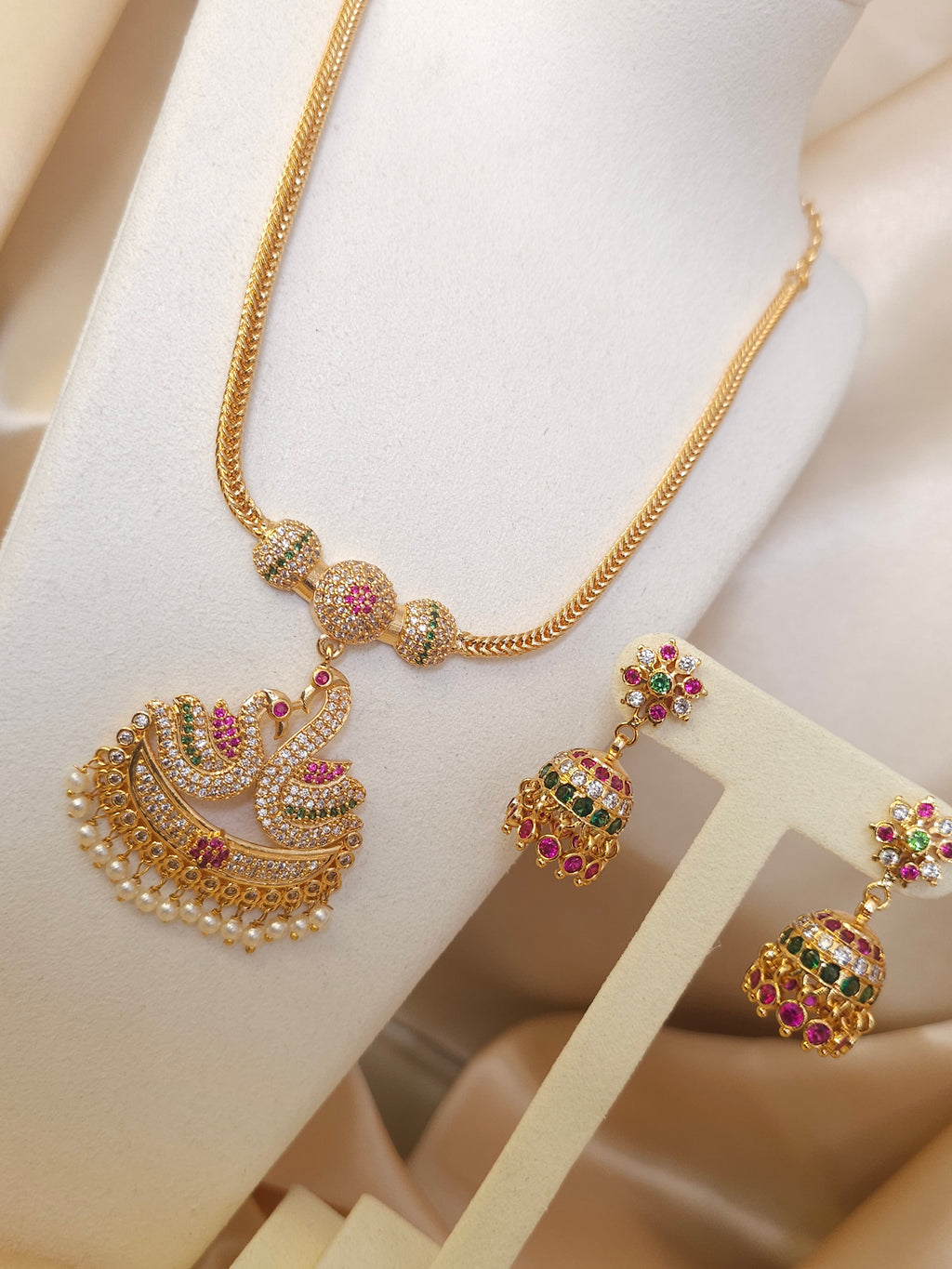 Royal Swan Jhumka Necklace Set